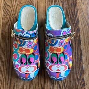 Coach colorful clogs